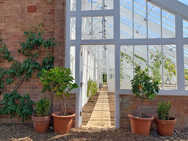 Lean-to conservatory Lean-to conservatory