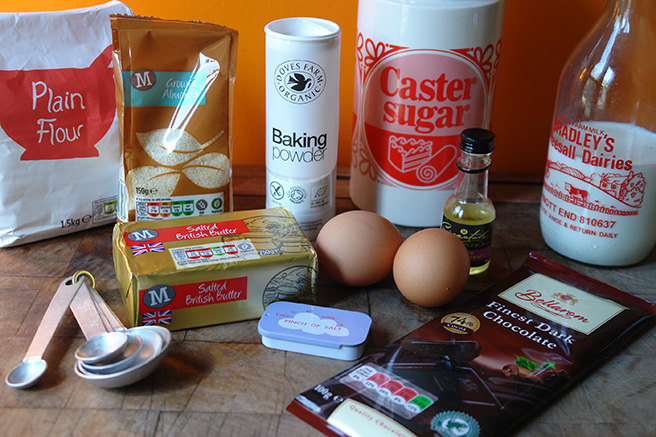 Almond loaf cake ingredients