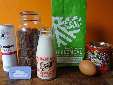 Black bread ingredients