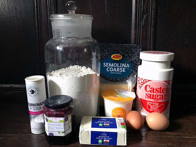 jammy cornmeal griddle cakes ingredients