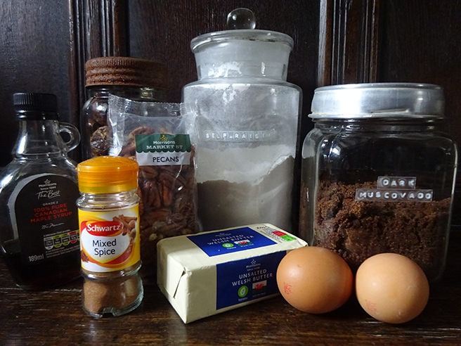 Pecan toffee loaf cake ingredients