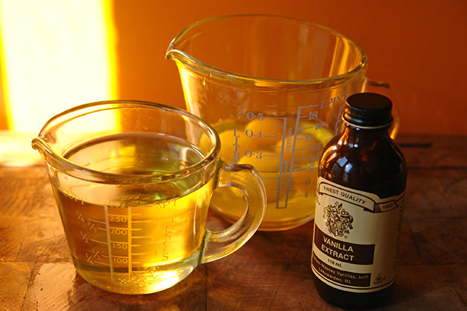 Vegetable oil, eggs and vanilla extract