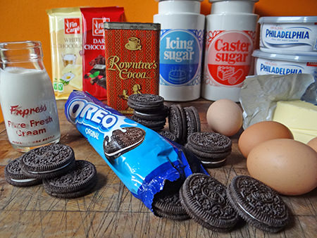 Triple chocolate cheesecake ingredients | @hisforhome