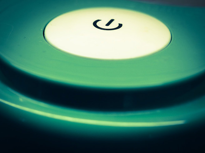 Illuminated standby button