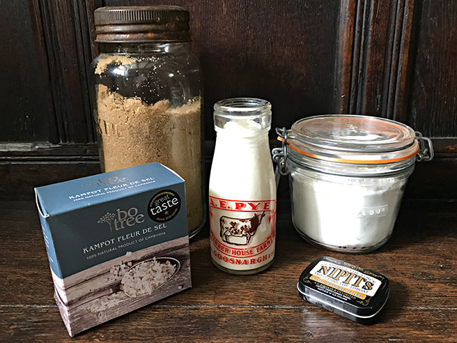 Liquorice pudding ingredients