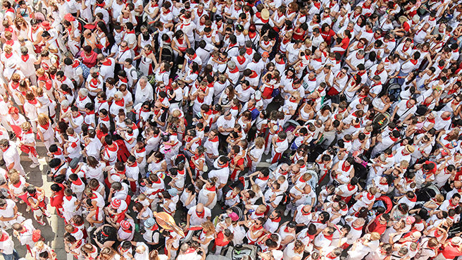 Crowds doing the run at Pamplona